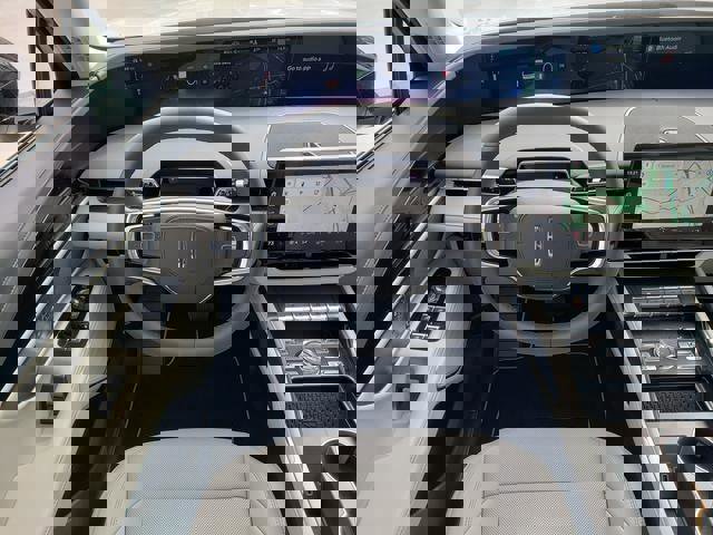New 2026 Lincoln Nautilus Premier image 17
