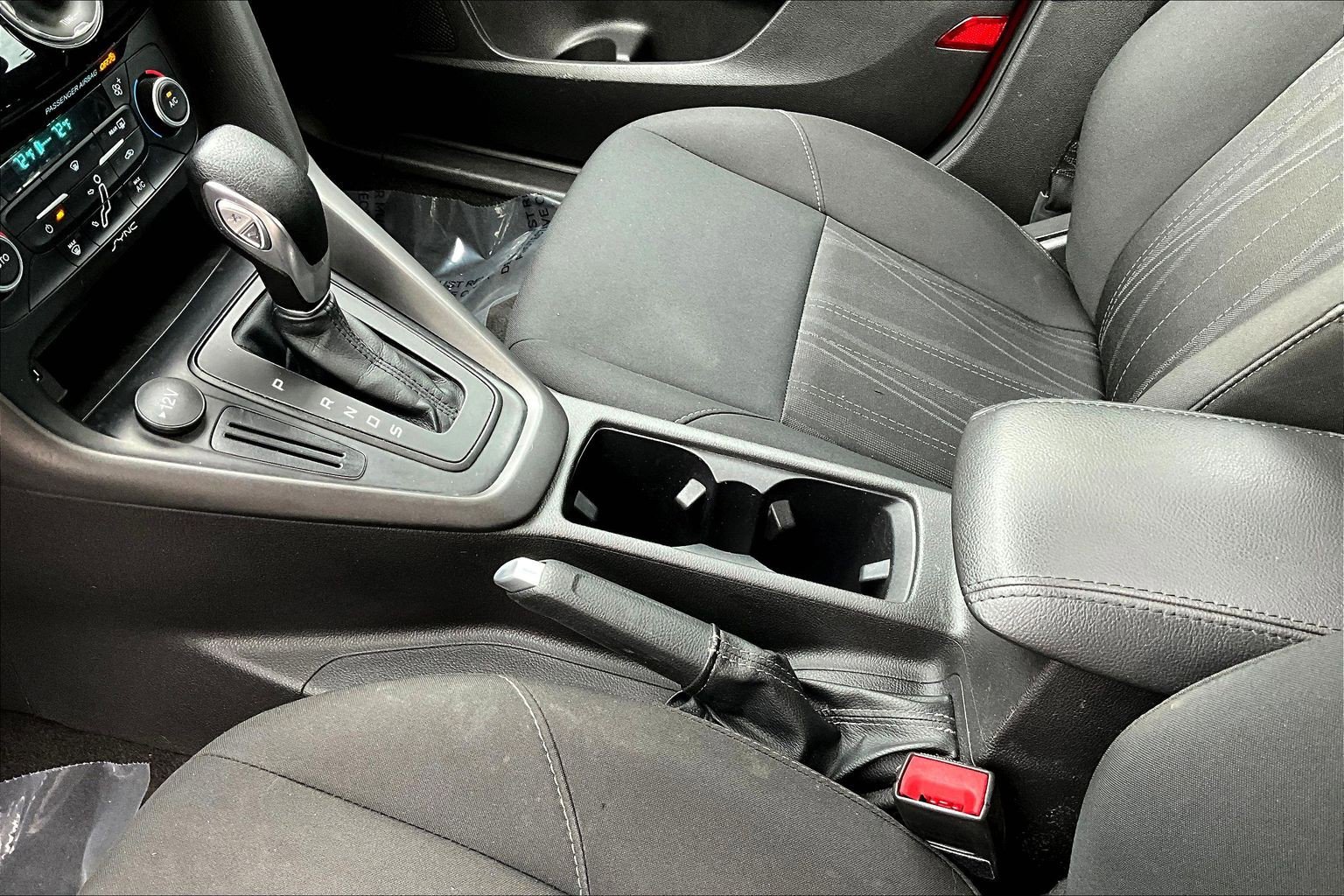 Used 2018 Ford Focus SEL FWD image 18