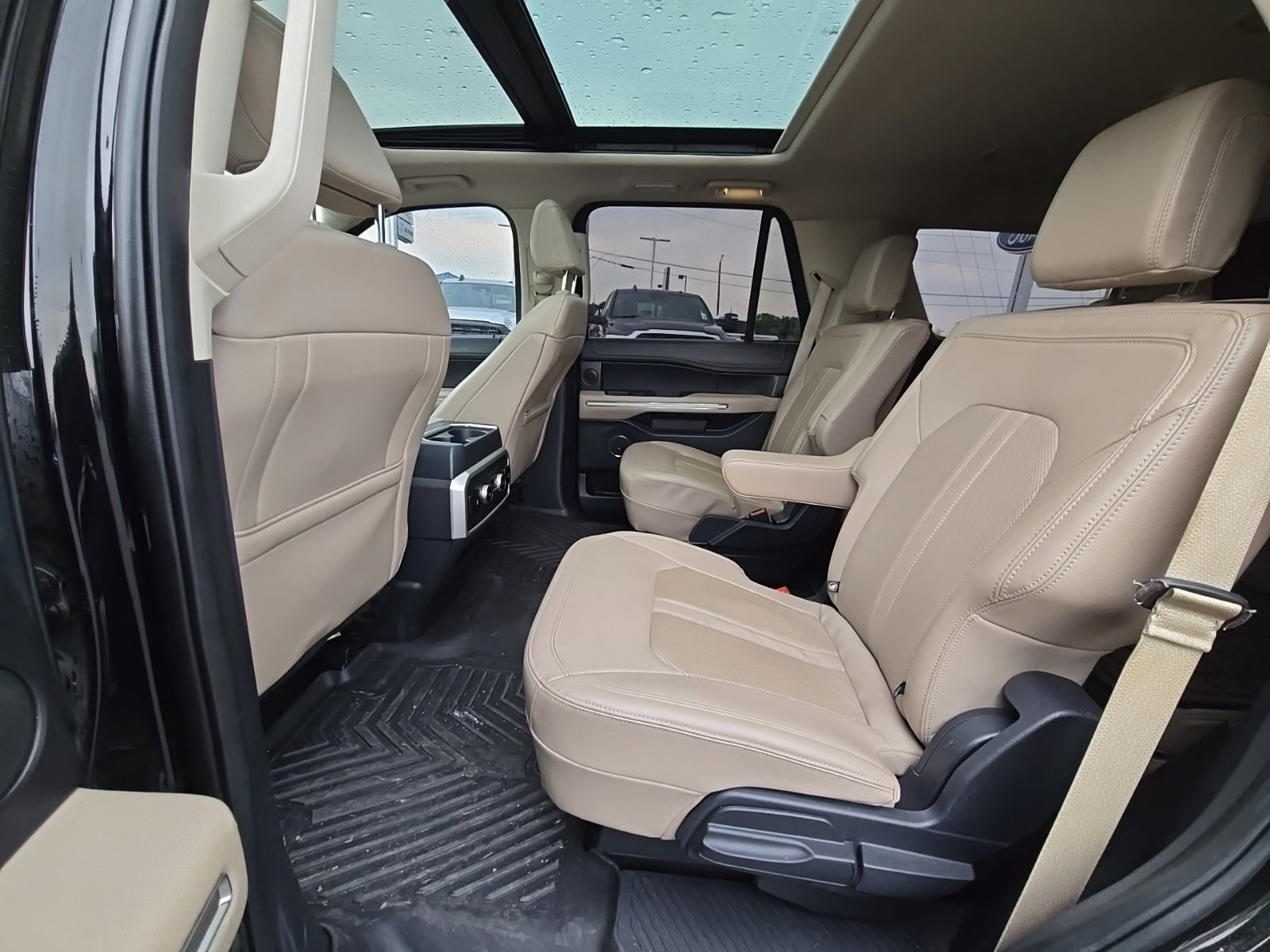 Used 2023 Ford Expedition Limited AWD/4WD image 45