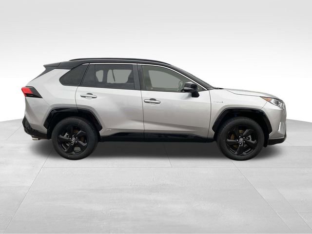 Used 2020 Toyota RAV4 XSE image 2