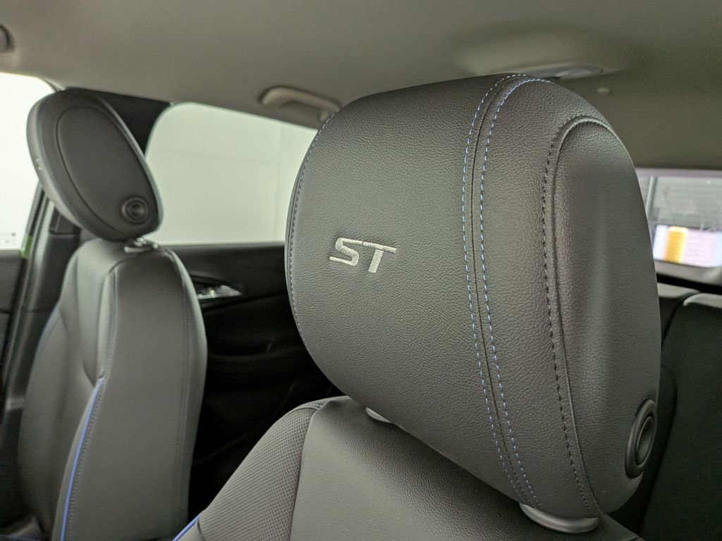 New 2026 Buick Encore GX Sport Touring w/ Advanced Technology Package image 17