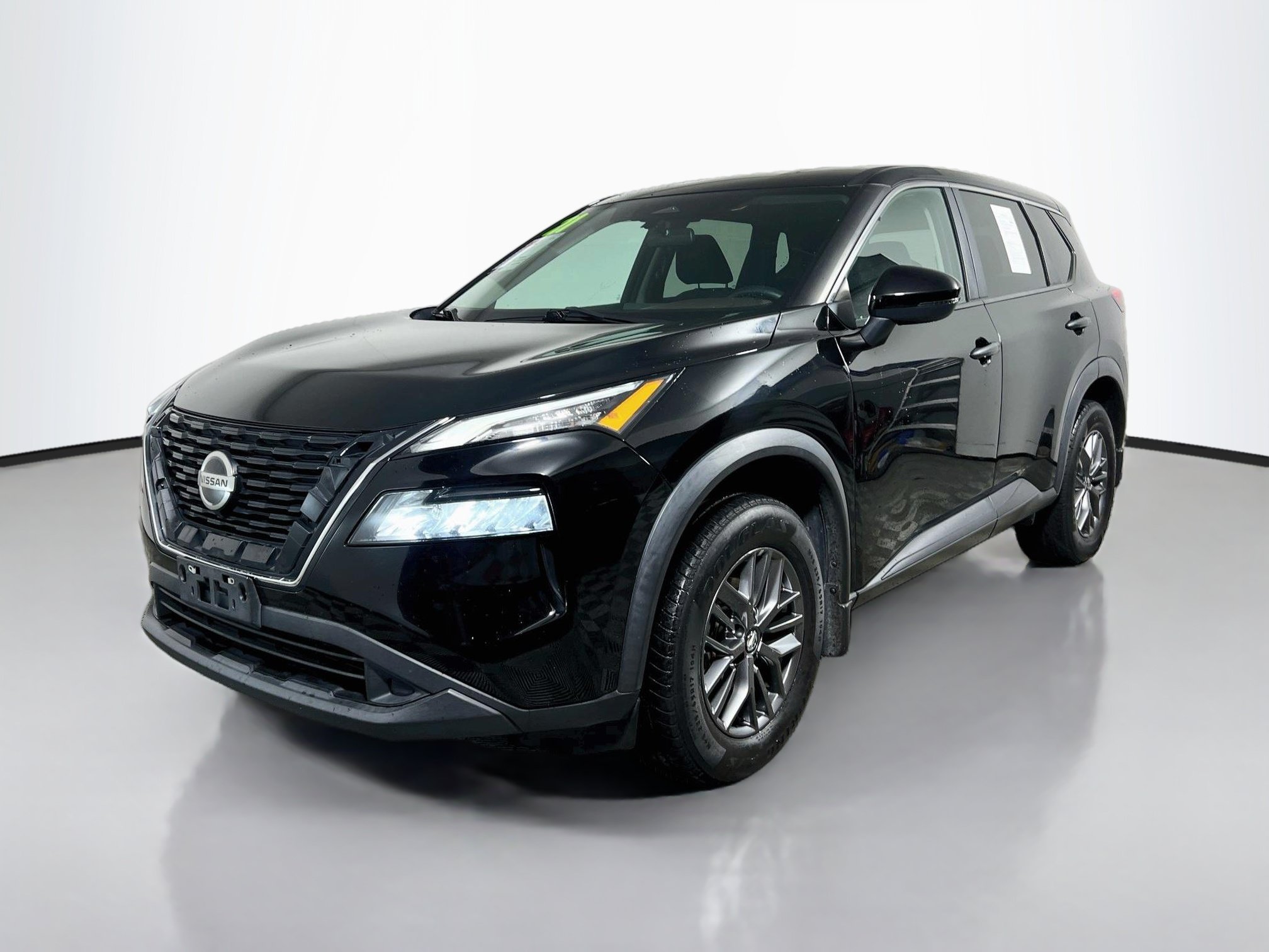 Used 2021 Nissan Rogue S AWD/4WD image 10