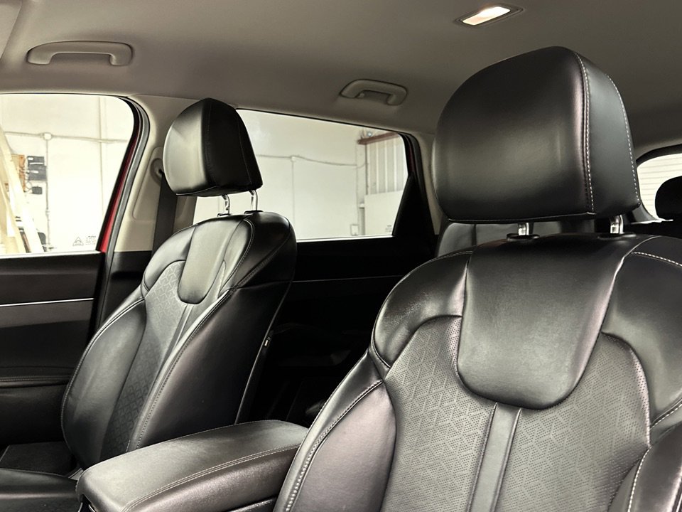 Used 2023 Kia Sorento EX image 5