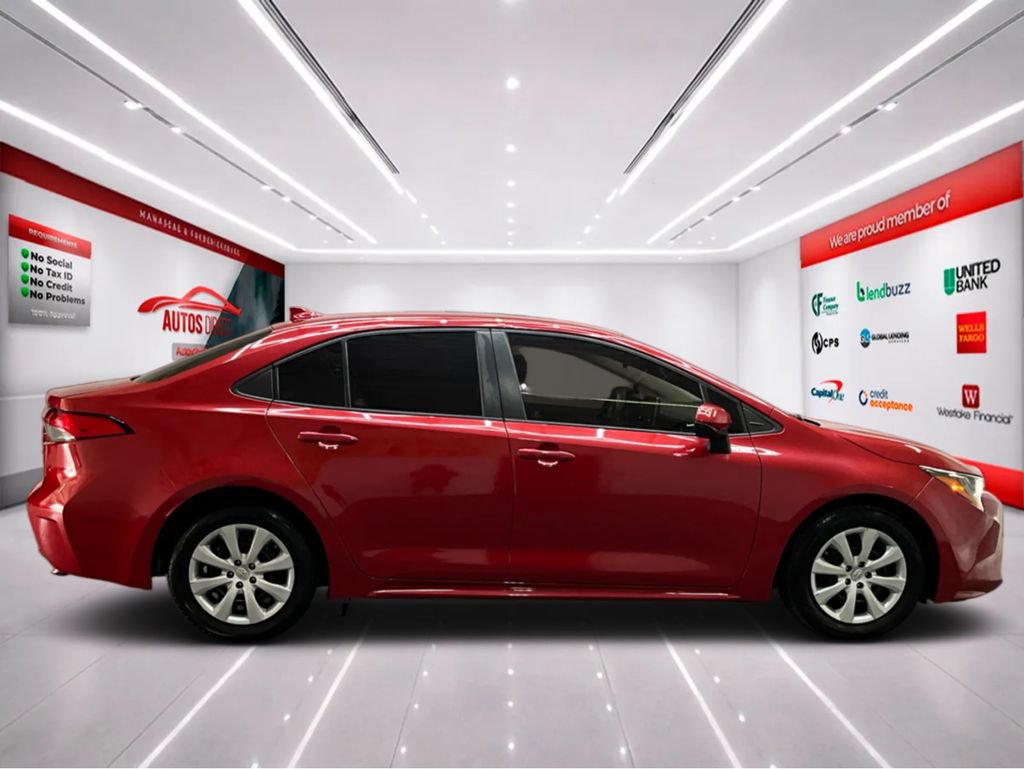 Used 2021 Toyota Corolla LE FWD image 8
