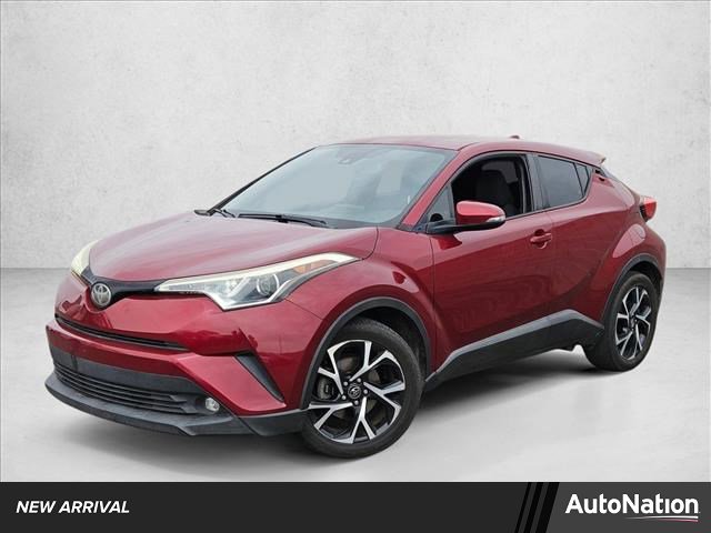 Used 2018 Toyota C-HR XLE FWD image 1