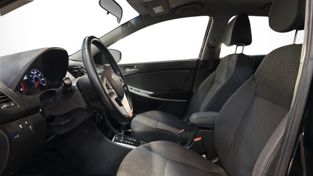 Used 2014 Hyundai Accent SE FWD image 22