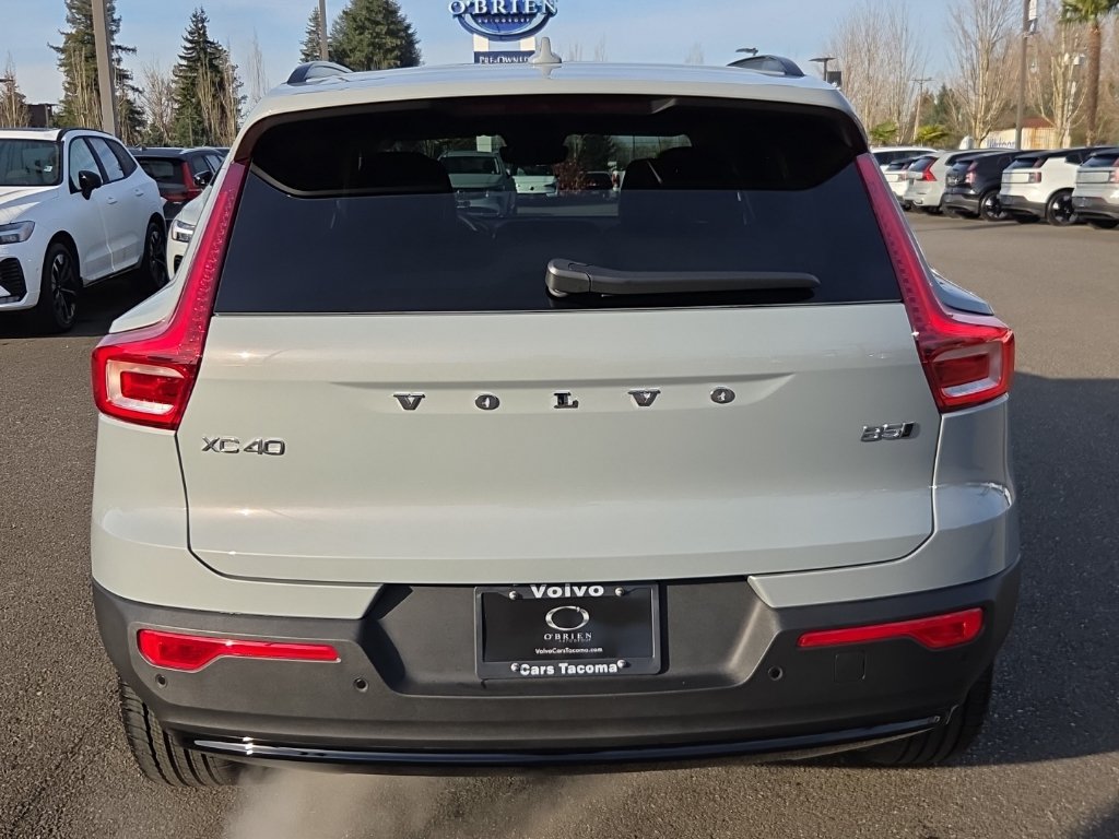 New 2026 Volvo XC40 B5 Plus w/ Protection Package Premier AWD/4WD image 12