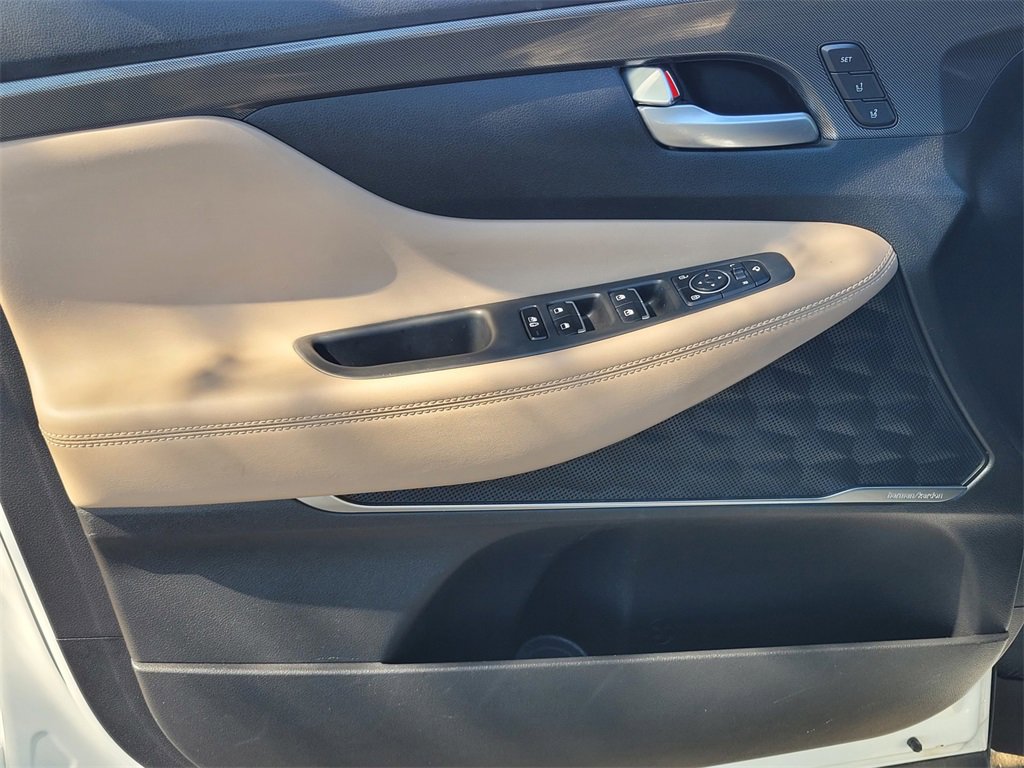 Used 2022 Hyundai Santa Fe Limited w/ Cargo Package image 15