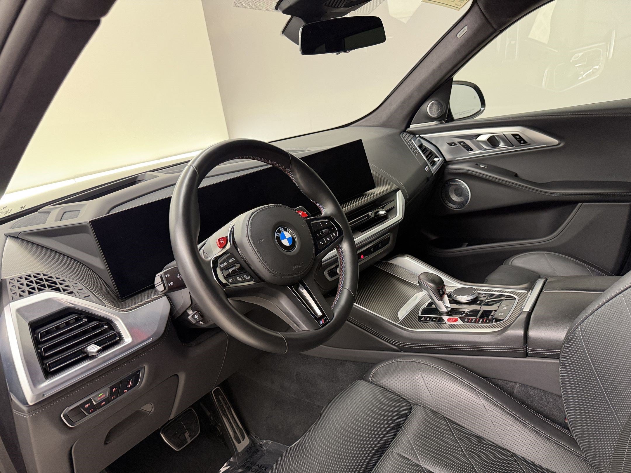 Certified 2023 BMW XM AWD/4WD image 4