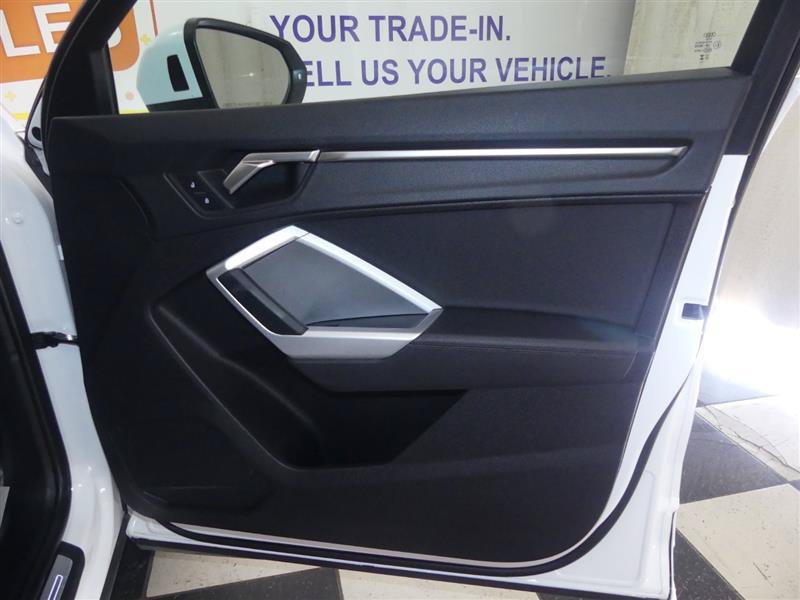 Used 2025 Audi Q3 2.0T Premium AWD/4WD image 22