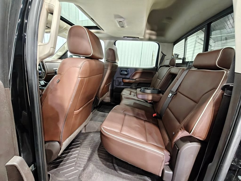 Used 2016 Chevrolet Silverado 1500 High Country w/ High Country Premium Package AWD/4WD image 32