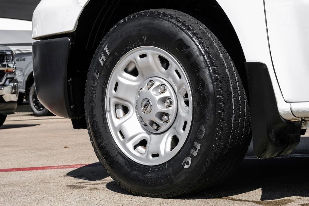 Used 2017 Nissan NV 2500 SV image 44