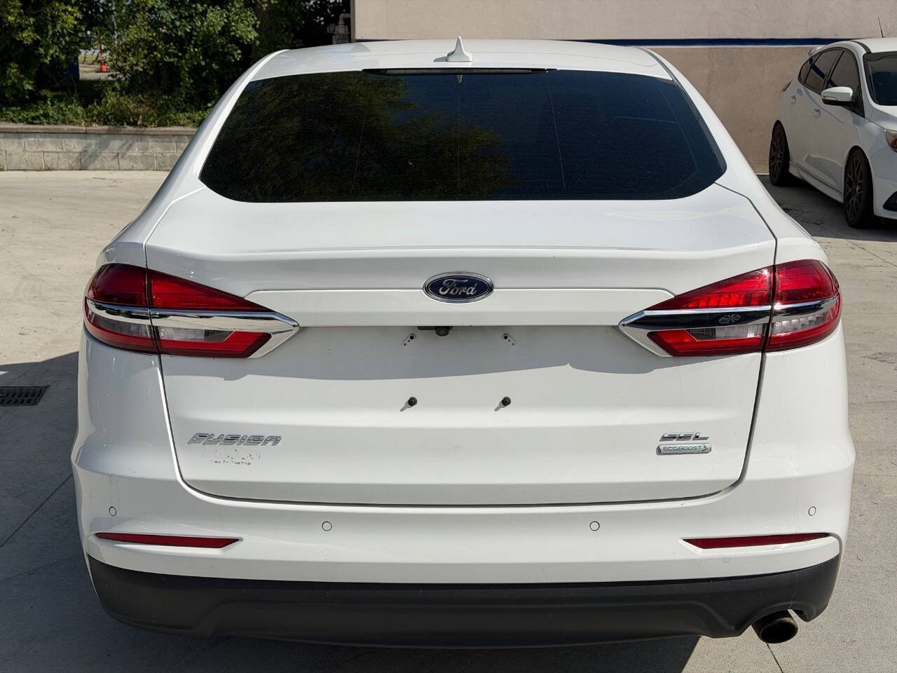 Used 2020 Ford Fusion SEL FWD image 5