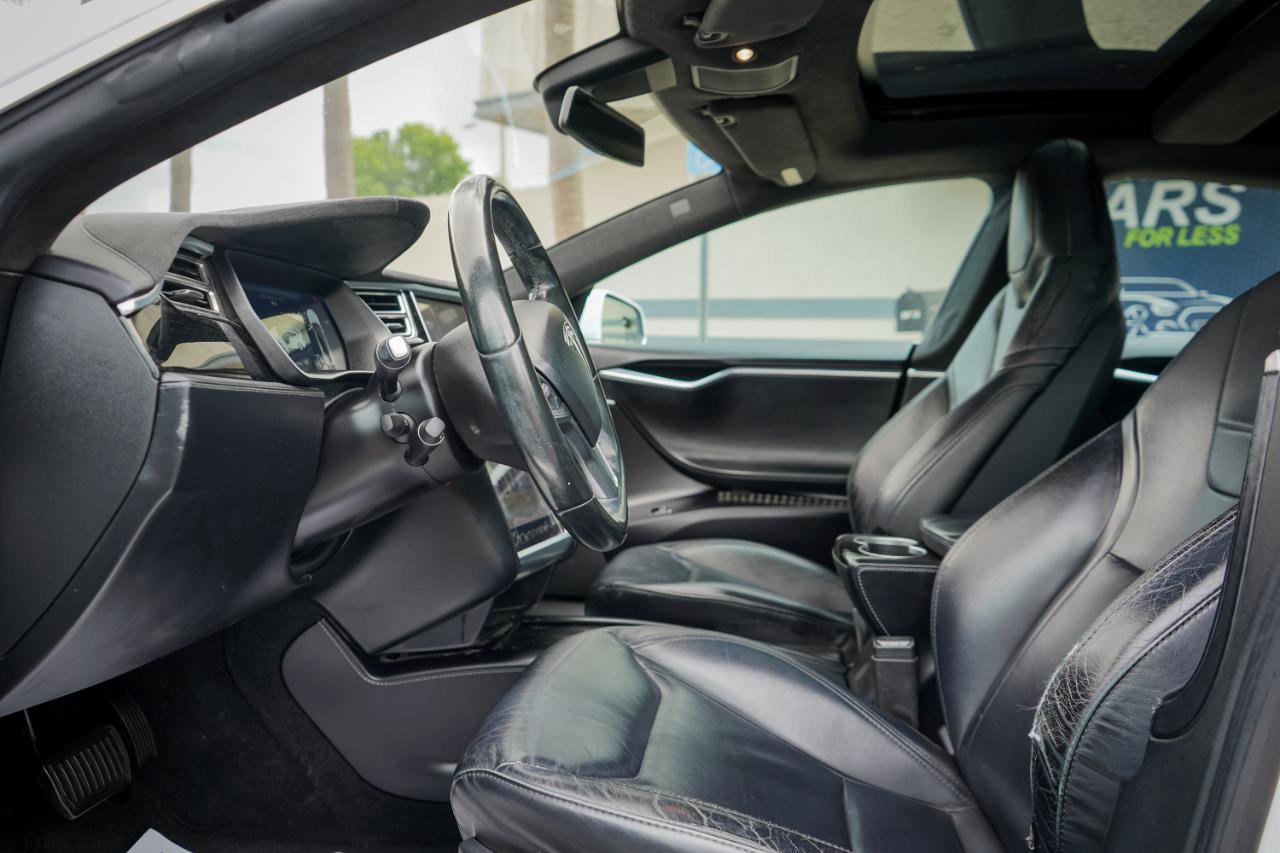 Used 2016 Tesla Model S 70 image 7