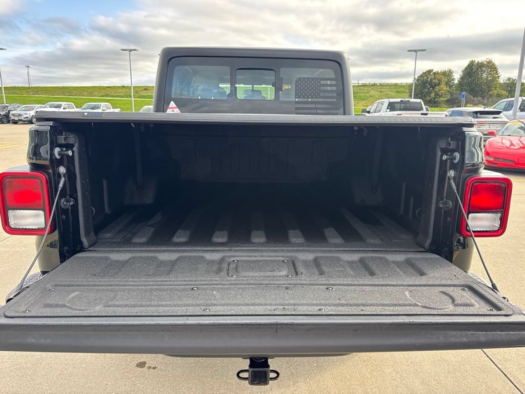 Certified 2024 Jeep Gladiator Sport AWD/4WD image 28