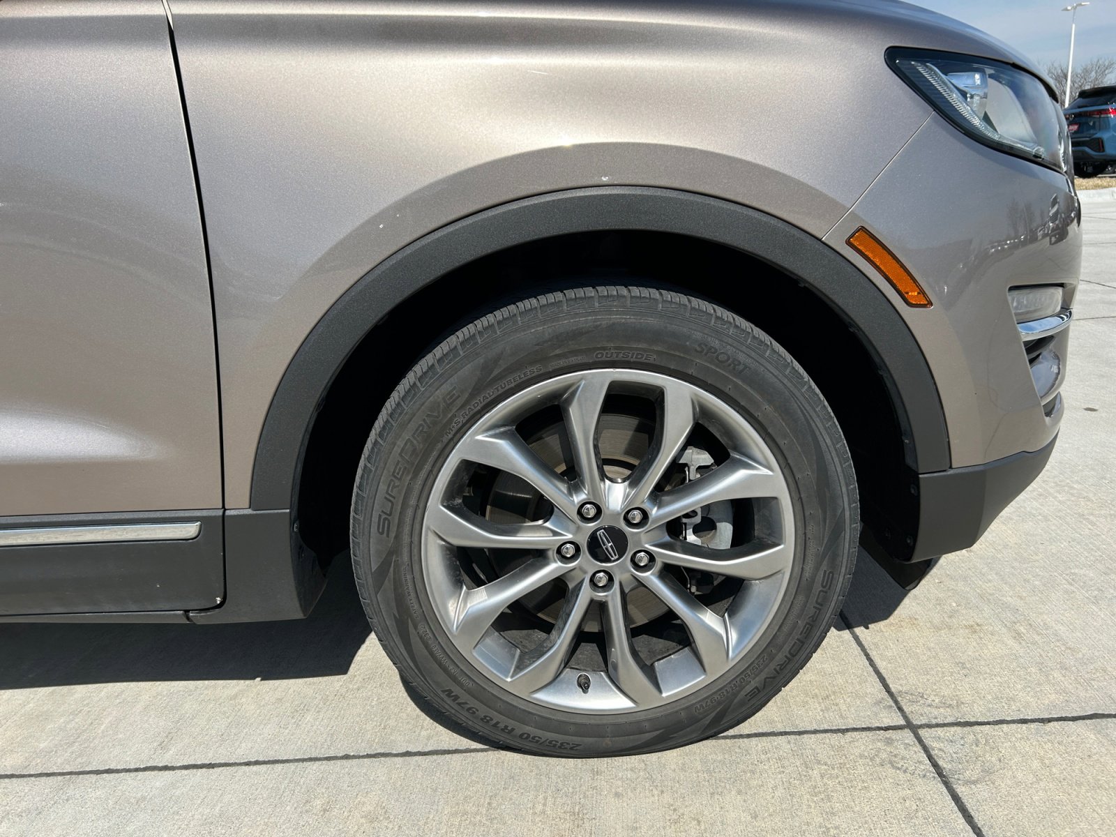 Used 2019 Lincoln MKC Select w/ Select Plus Package AWD/4WD image 19