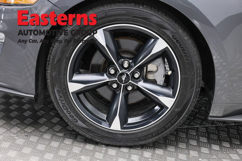 Used 2019 Ford Mustang Coupe RWD image 29