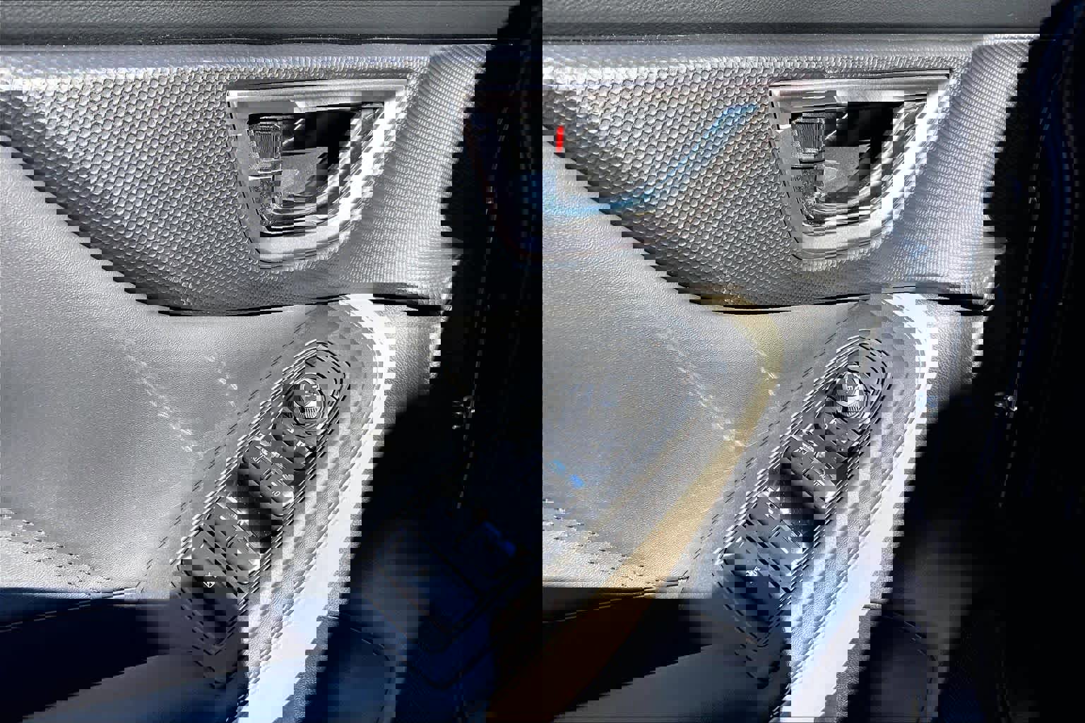 Used 2023 Subaru Forester Limited image 32