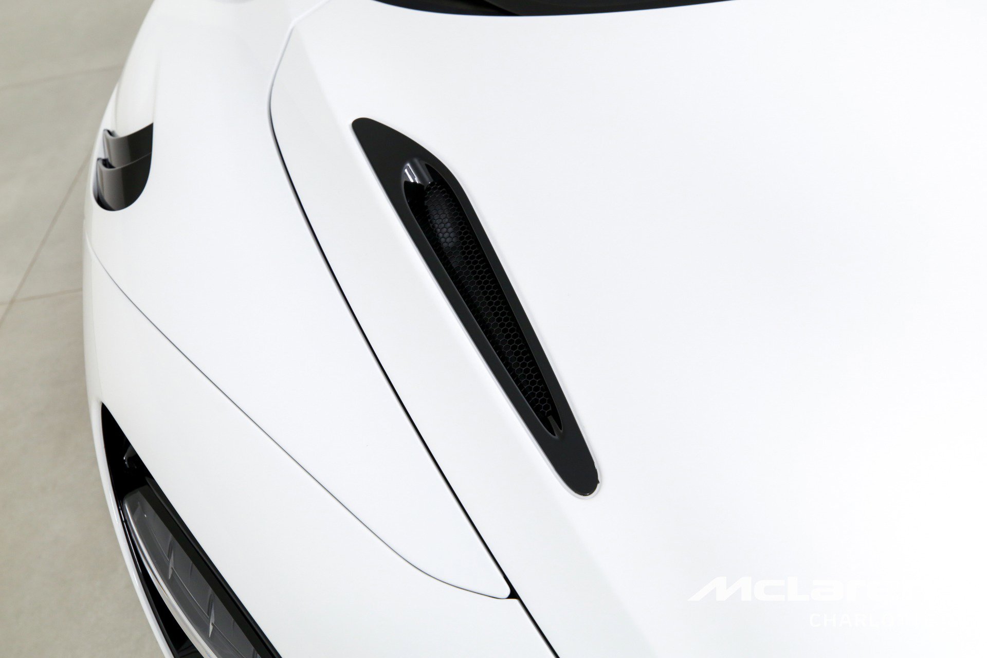 Used 2024 McLaren 750S Spider image 29
