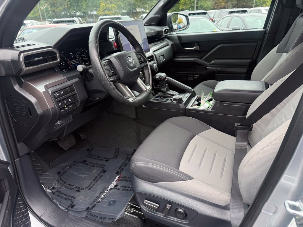 Used 2024 Toyota Tacoma TRD Off-Road w/ TRD Off Road Upgrade Package AWD/4WD image 15