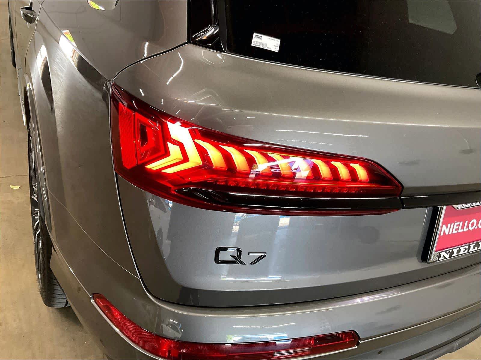 Certified 2023 Audi Q7 3.0T Prestige w/ Prestige Package AWD/4WD image 29