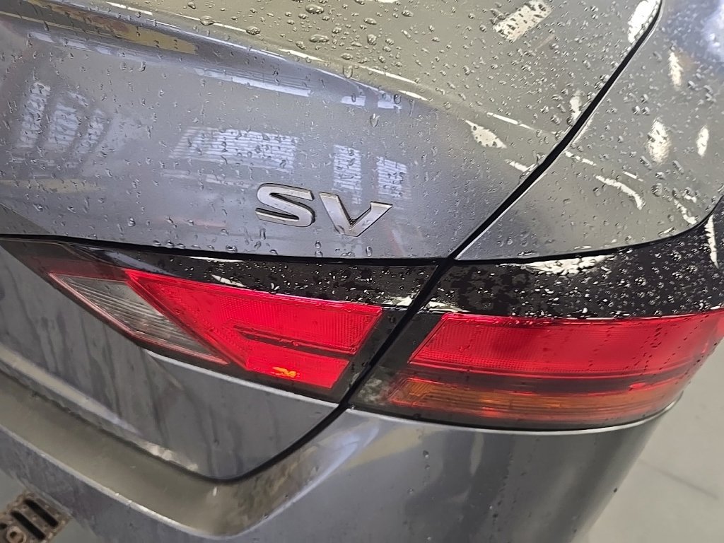 Used 2024 Nissan Altima 2.5 SV w/ SV Premium Package FWD image 4