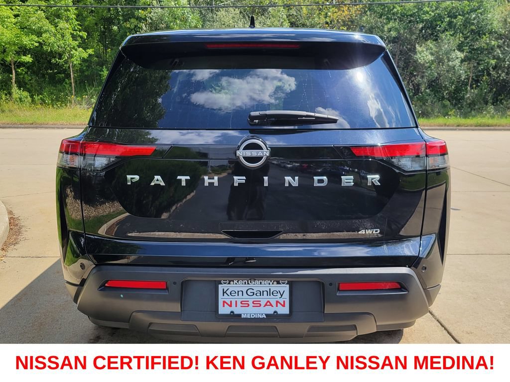 Certified 2022 Nissan Pathfinder S AWD/4WD image 4