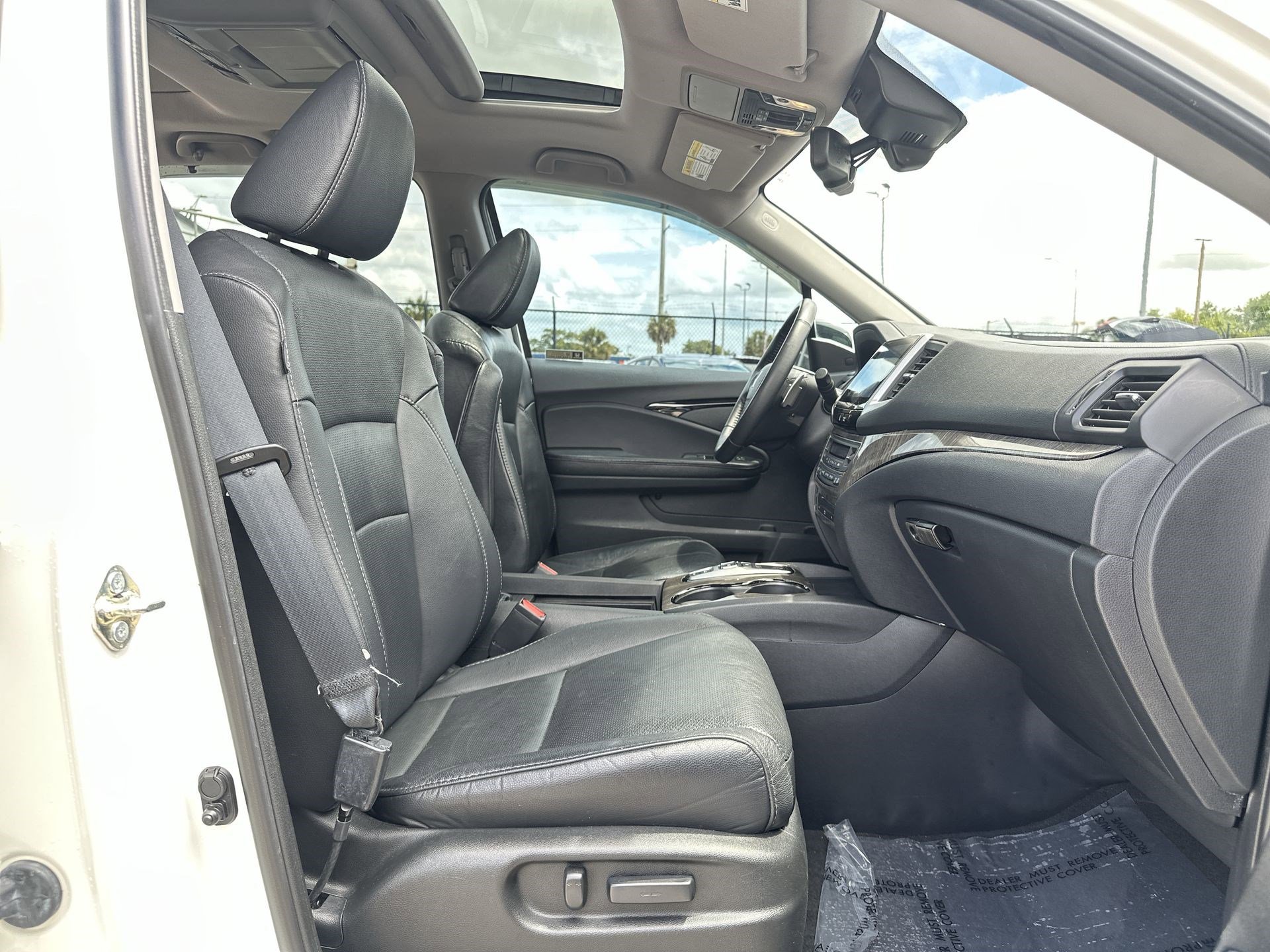 Used 2018 Honda Pilot Elite image 27