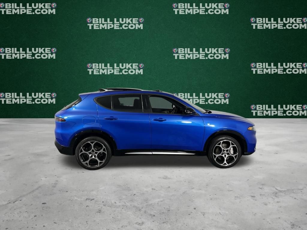 Used 2024 Alfa Romeo Tonale Ti image 4