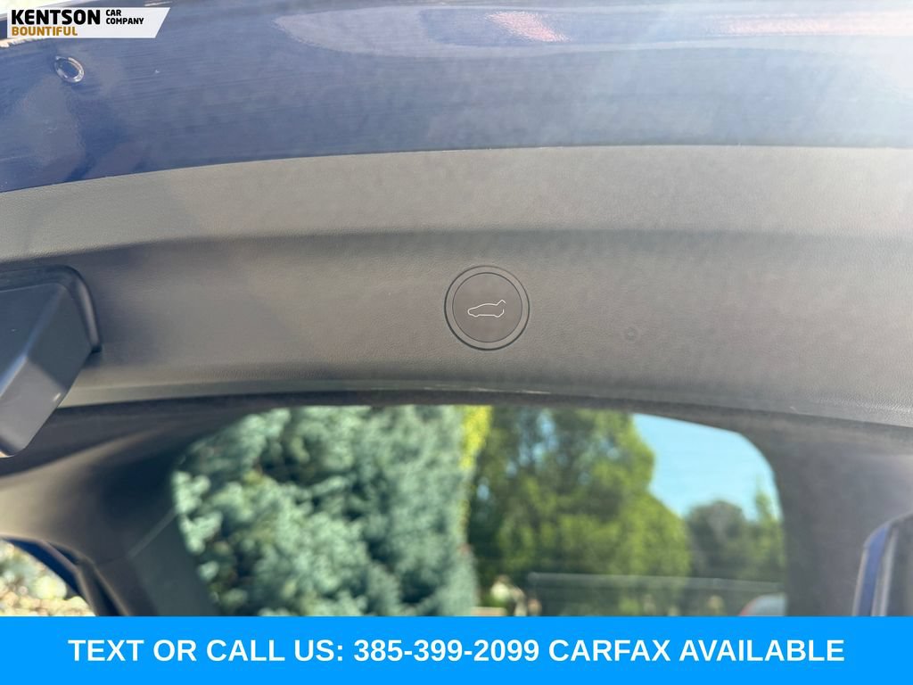 Used 2022 Tesla Model Y Performance AWD/4WD image 29