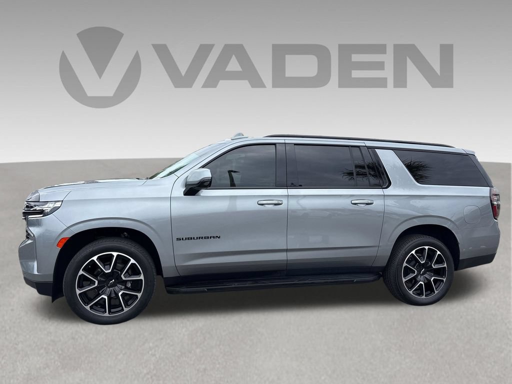 Used 2023 Chevrolet Suburban RST w/ Luxury Package AWD/4WD image 15