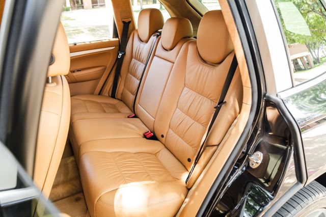 Used 2006 Porsche Cayenne Turbo S AWD/4WD image 74