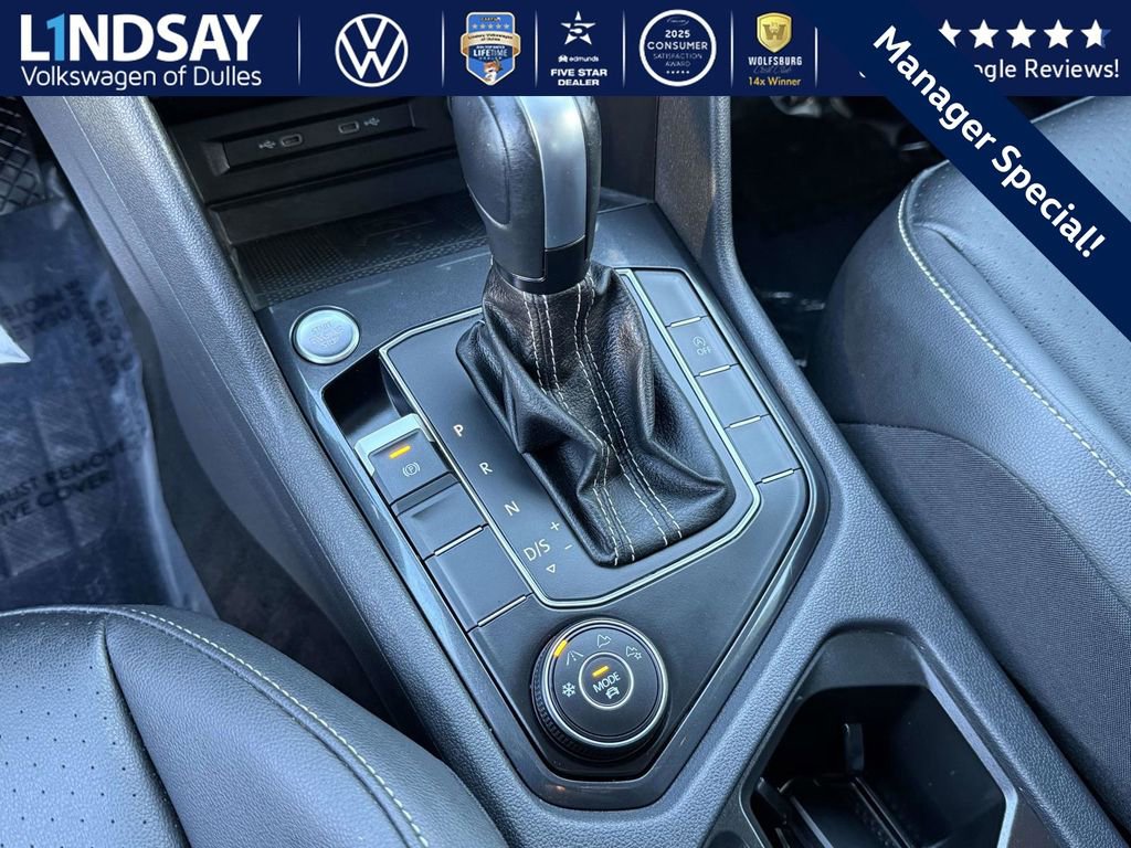 Used 2021 Volkswagen Tiguan SE w/ 3rd Row Seat Package image 19
