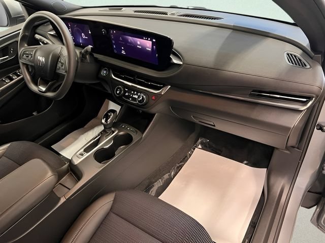 Certified 2025 Buick Envista Preferred FWD image 9