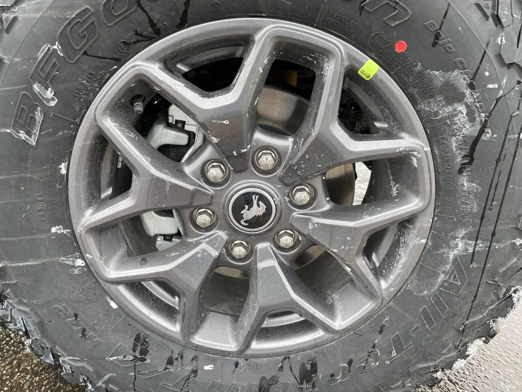 New 2025 Ford Bronco Badlands image 6