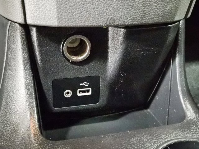 Used 2021 Nissan NV200 S w/ Back Door Glass Package image 31