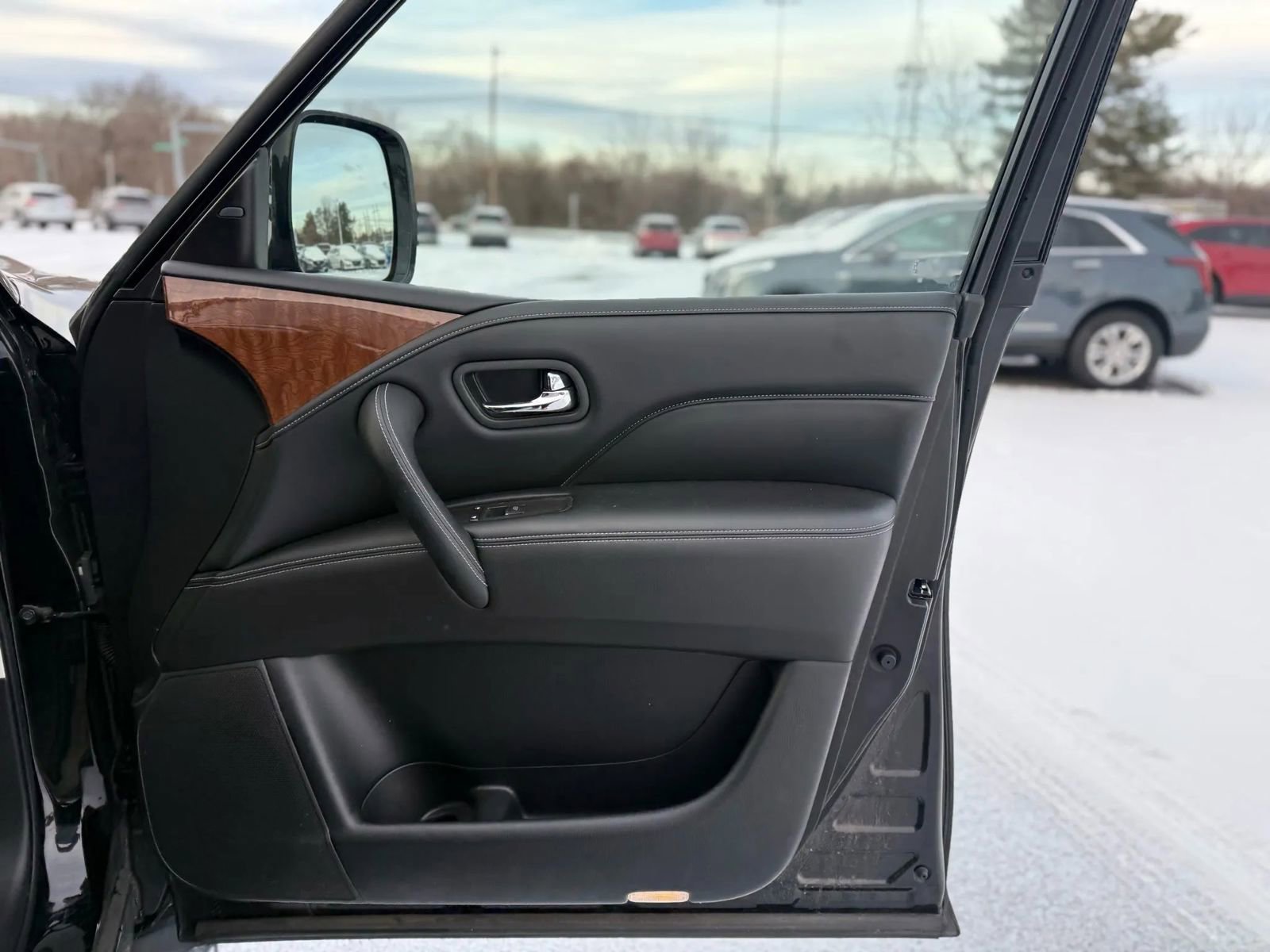 Used 2019 INFINITI QX80 Luxe w/ Proassist Package image 20