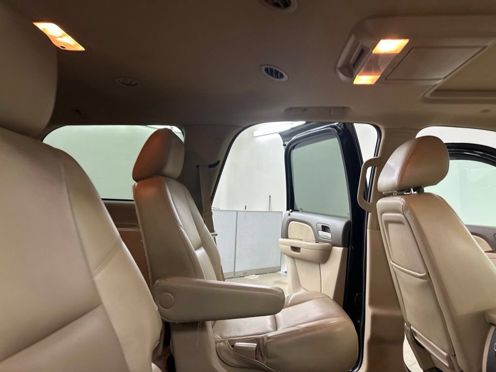 Used 2012 Chevrolet Tahoe LTZ AWD/4WD image 27
