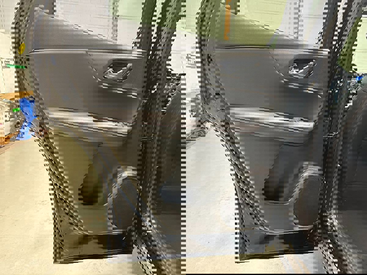 Used 2022 Chevrolet Blazer RS image 23