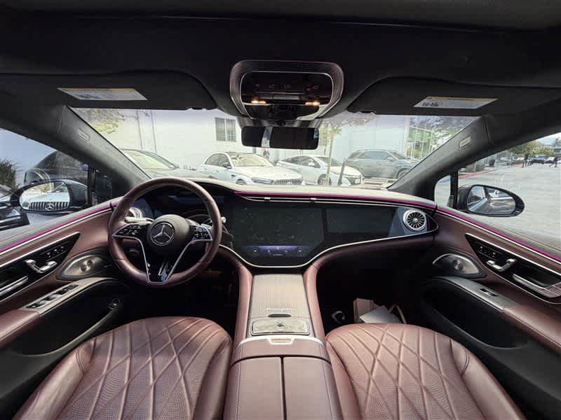 Used 2023 Mercedes-Benz EQS 580 4MATIC Sedan image 7