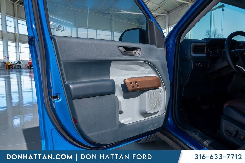 Used 2022 Ford Maverick Lariat image 13