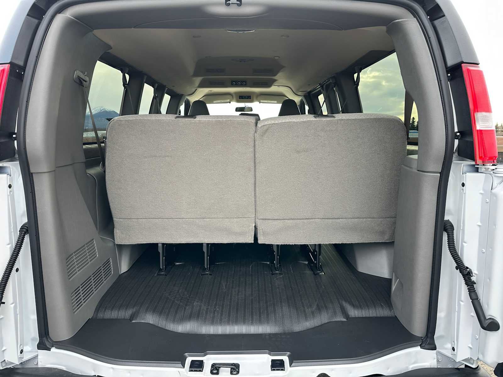 New 2025 GMC Savana 3500 LS w/ Cold Climate Package image 21