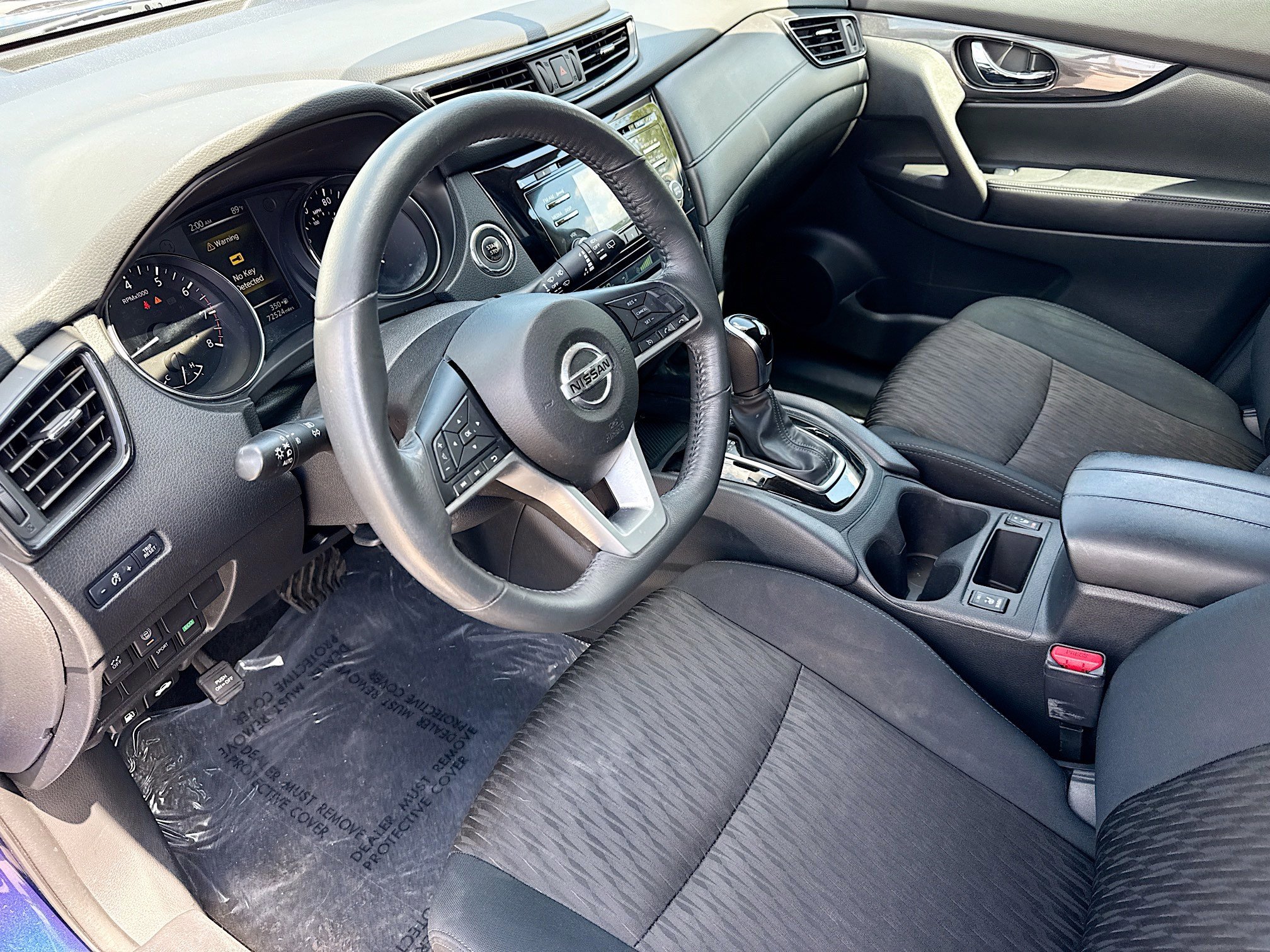 Used 2017 Nissan Rogue SV FWD image 25