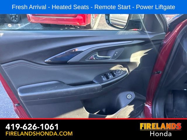 Used 2021 Chevrolet TrailBlazer RS w/ Sun and Liftgate Package FWD image 15