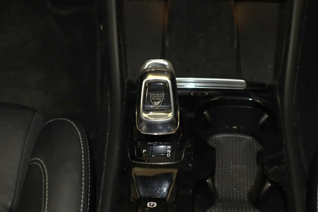 Used 2019 Volvo XC40 T5 Inscription AWD/4WD image 27
