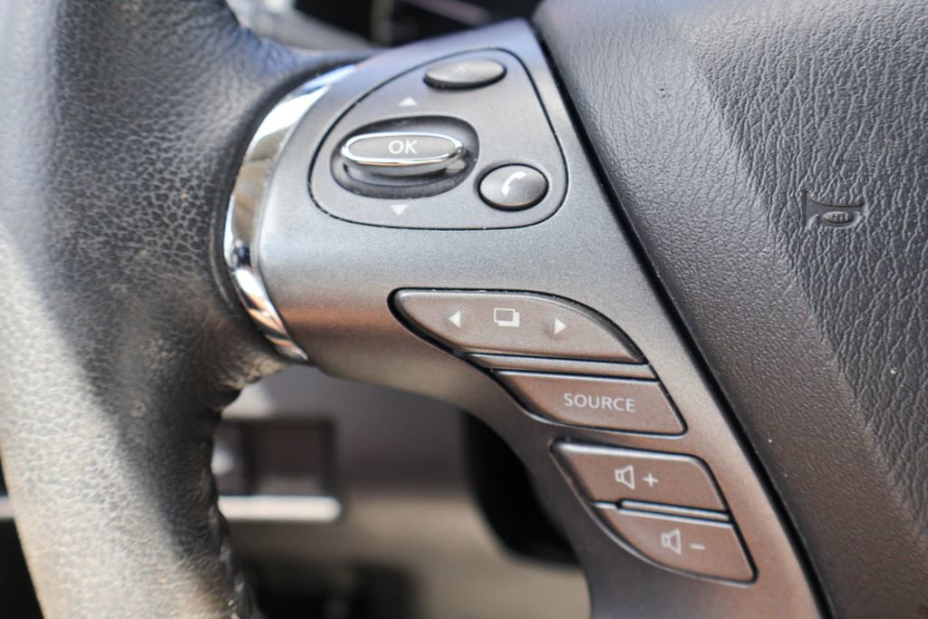 Used 2024 Nissan Murano SV FWD image 12