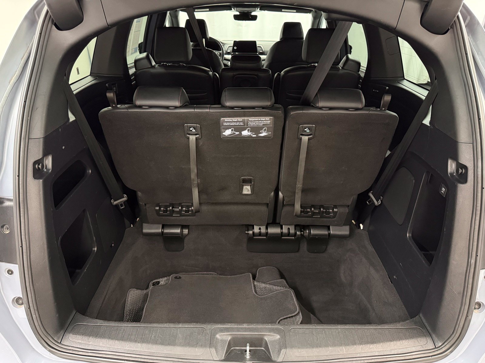 Used 2025 Honda Odyssey Sport-L image 6