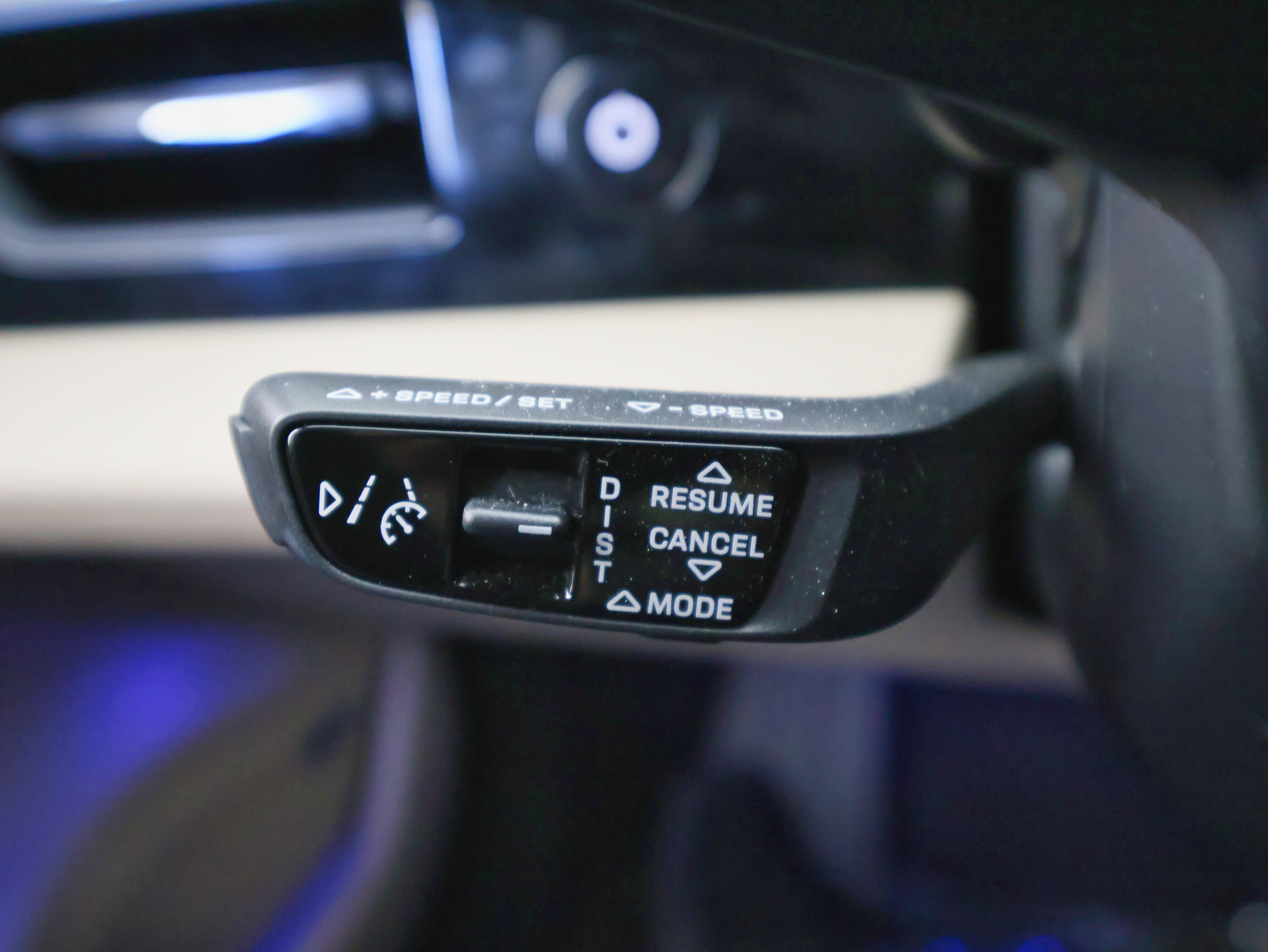 Used 2022 Porsche Taycan 4S image 44