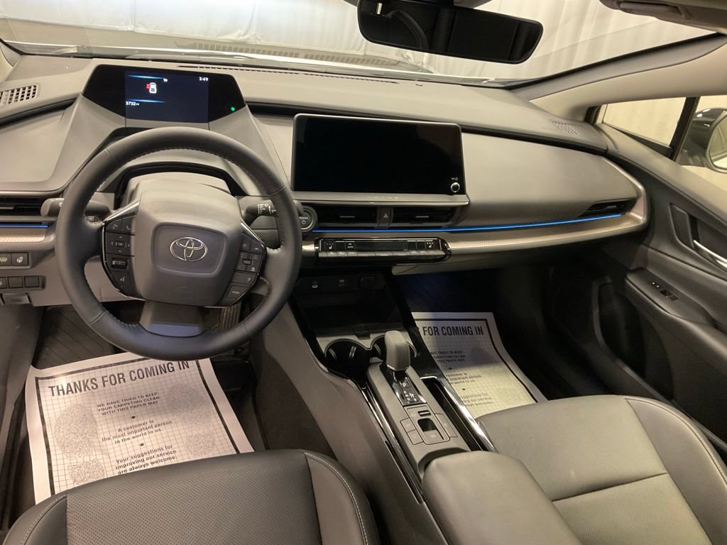 Used 2024 Toyota Prius XLE AWD/4WD image 25