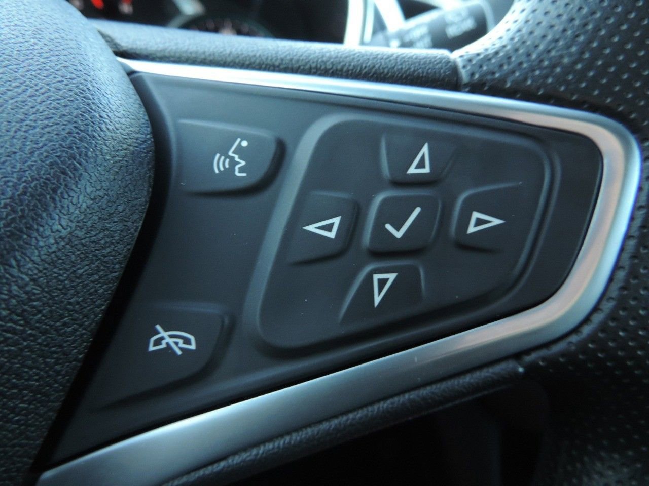 Used 2022 Chevrolet Equinox LT image 27